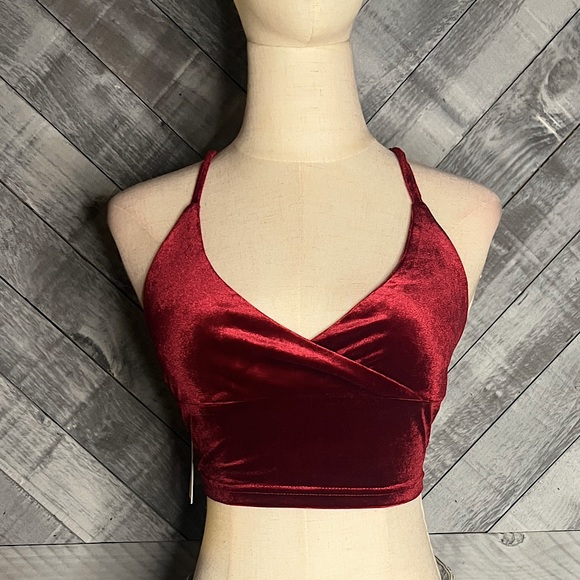 SHEIN NWT VELVET CRISSCROSS LACE UP TIE BACK CROP TOP SIZE M - Picture 5 of 12